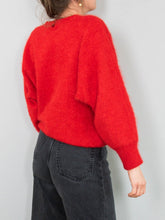 Laden Sie das Bild in den Galerie-Viewer, Roter Pullover Angora