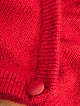 Laden Sie das Bild in den Galerie-Viewer, Roter Wollcardigan
