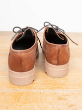 Laden Sie das Bild in den Galerie-Viewer, Schnürschuhe Vintage