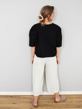 Laden Sie das Bild in den Galerie-Viewer, Cropped Bluse Schwarz