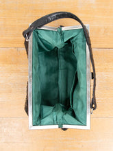 Laden Sie das Bild in den Galerie-Viewer, Schwarze Lederclutch Vintage