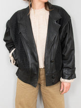 Laden Sie das Bild in den Galerie-Viewer, Schwarze Lederjacke Vintage_