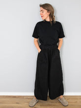 Laden Sie das Bild in den Galerie-Viewer, Schwarze Leinenhose High Waist