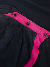 Laden Sie das Bild in den Galerie-Viewer, Schwarze Seidenbluse Vintage