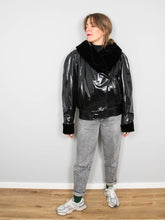 Laden Sie das Bild in den Galerie-Viewer, Schwarze Jacke Vintage