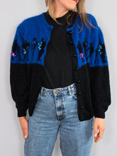 Laden Sie das Bild in den Galerie-Viewer, Cardigan Blau Schwarz