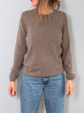 Laden Sie das Bild in den Galerie-Viewer, Secondhand Pullover Iris von Arnim