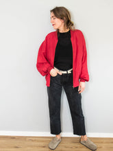 Laden Sie das Bild in den Galerie-Viewer, Seidenblouson Rot