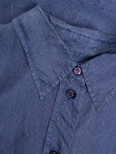 Laden Sie das Bild in den Galerie-Viewer, Seidenbluse Blau Vintage