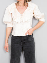 Laden Sie das Bild in den Galerie-Viewer, Seidenbluse Creme Vintage