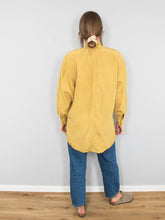 Laden Sie das Bild in den Galerie-Viewer, Seidenbluse Gelb