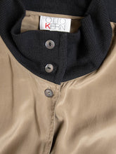 Laden Sie das Bild in den Galerie-Viewer, Seidenbluse Khaki