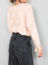 Laden Sie das Bild in den Galerie-Viewer, Seidenbluse Rosa