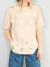 Laden Sie das Bild in den Galerie-Viewer, Seidenshirt Vintage