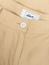 Laden Sie das Bild in den Galerie-Viewer, Seidenshorts Beige