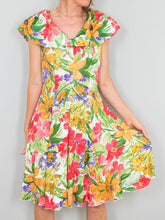 Laden Sie das Bild in den Galerie-Viewer, Sommerkleid Vintage
