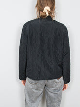 Laden Sie das Bild in den Galerie-Viewer, Steppjacke Seide Schwarz
