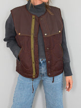 Laden Sie das Bild in den Galerie-Viewer, Steppweste Secondhand