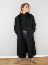 Laden Sie das Bild in den Galerie-Viewer, Trenchcoat Schwarz Vintage