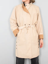 Laden Sie das Bild in den Galerie-Viewer, Trenchcoat Vintage