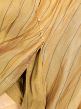 Laden Sie das Bild in den Galerie-Viewer, Trenchcoat Vintage