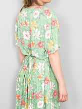 Laden Sie das Bild in den Galerie-Viewer, Vintage Blumenkleid_