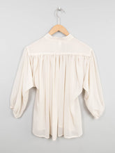 Laden Sie das Bild in den Galerie-Viewer, Vintage Bluse Creme
