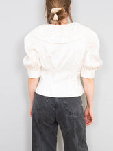 Laden Sie das Bild in den Galerie-Viewer, Vintage Bluse Seide Creme