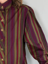 Laden Sie das Bild in den Galerie-Viewer, Bluse Streifen Herzknöpfe