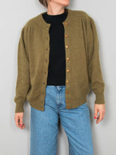 Laden Sie das Bild in den Galerie-Viewer, Vintage Cardigan Angora