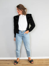 Laden Sie das Bild in den Galerie-Viewer, Vintage Cardigans