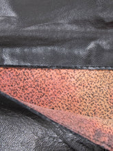 Laden Sie das Bild in den Galerie-Viewer, Vintage Clutch online