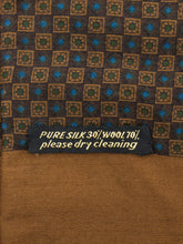 Laden Sie das Bild in den Galerie-Viewer, Halstuch Wolle Seide
