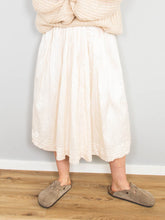 Laden Sie das Bild in den Galerie-Viewer, Vintage Hochzeitsrock
