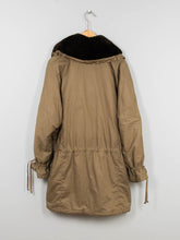 Laden Sie das Bild in den Galerie-Viewer, Vintage Jacke Fell