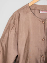 Laden Sie das Bild in den Galerie-Viewer, Vintage Jacken Seide