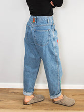 Laden Sie das Bild in den Galerie-Viewer, Vintage Jeans Buchstaben