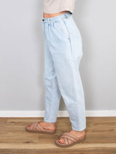 Laden Sie das Bild in den Galerie-Viewer, Vintage Jeans High Waist
