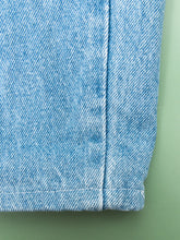 Laden Sie das Bild in den Galerie-Viewer, Vintage Jeans High Waist