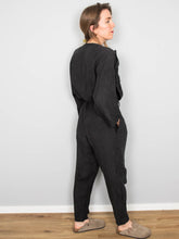 Laden Sie das Bild in den Galerie-Viewer, Vintage Jumpsuit Leinen