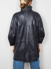 Laden Sie das Bild in den Galerie-Viewer, Vintage Lederjacke Blau