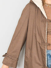 Laden Sie das Bild in den Galerie-Viewer, Vintage Maentel online kaufen