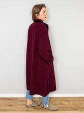 Laden Sie das Bild in den Galerie-Viewer, Vintage Mantel