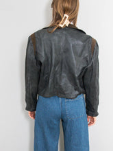 Laden Sie das Bild in den Galerie-Viewer, Vintage Onlineshop 