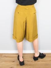 Laden Sie das Bild in den Galerie-Viewer, Vintage Onlineshop