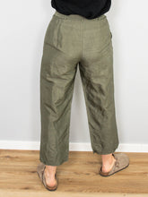 Laden Sie das Bild in den Galerie-Viewer, Vintage Onlineshop