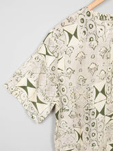 Laden Sie das Bild in den Galerie-Viewer, Vintage Onlineshop