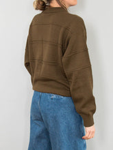 Laden Sie das Bild in den Galerie-Viewer, Vintage Pullover Braun