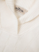 Laden Sie das Bild in den Galerie-Viewer, Vintage Pullover Creme