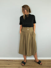 Laden Sie das Bild in den Galerie-Viewer, Midirock Khaki